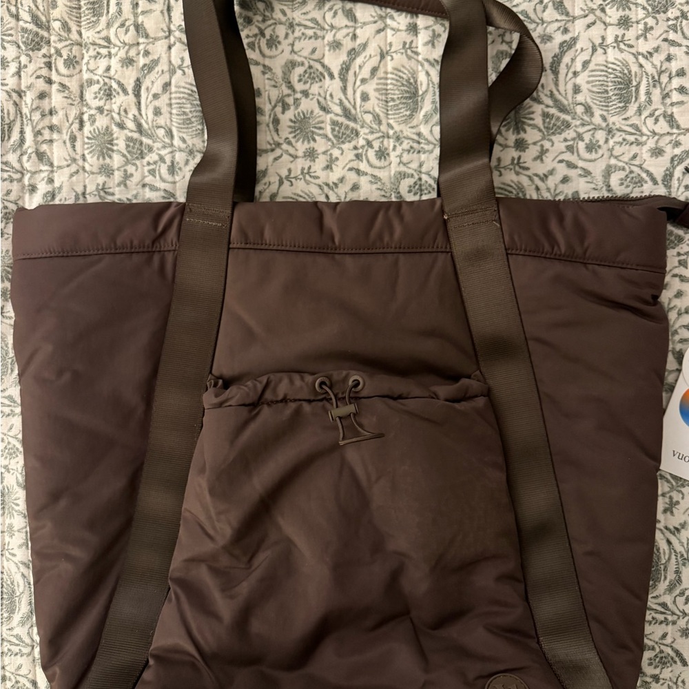 Vuori All Around Tote - Brown - with tag